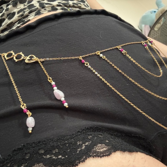 Handmade gold and rose quartz belly chain - Picture 4 of 15